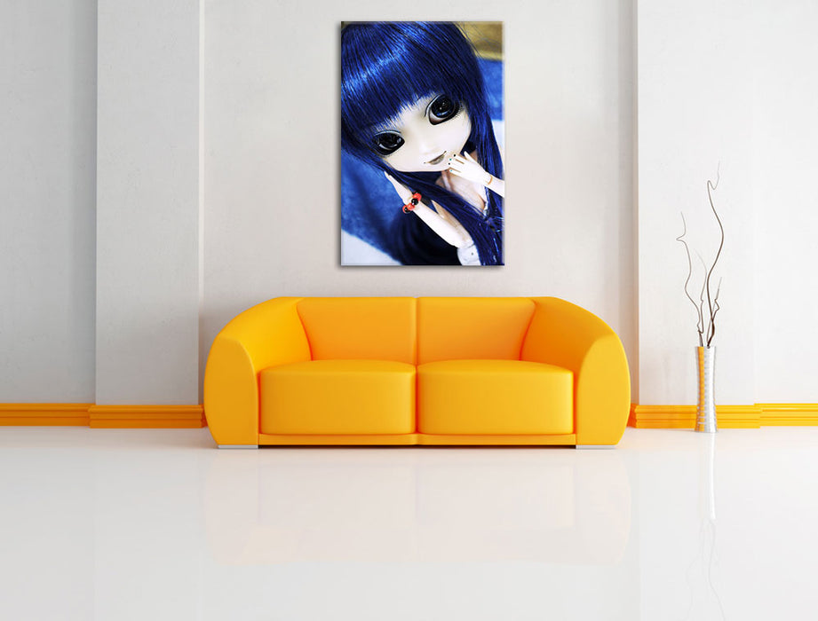 Pullip-Puppe mit blau Haaren Leinwandbild über Sofa