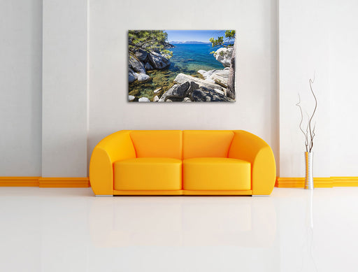 Steinbucht im Mittelmeer Leinwandbild über Sofa