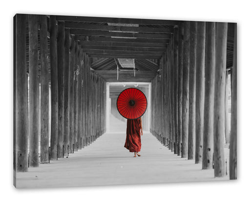 Mönch mit rotem Schirm im Tempelgang B&W Detail Leinwanbild Rechteckig