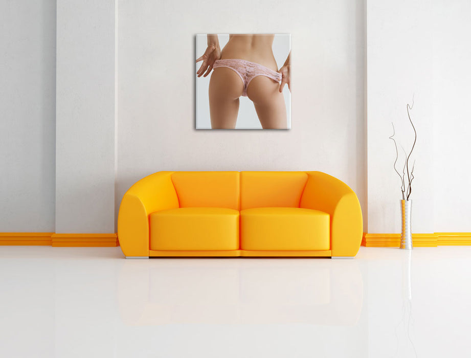 sexy Frauenpo in Unterwäsche Leinwandbild Quadratisch über Sofa