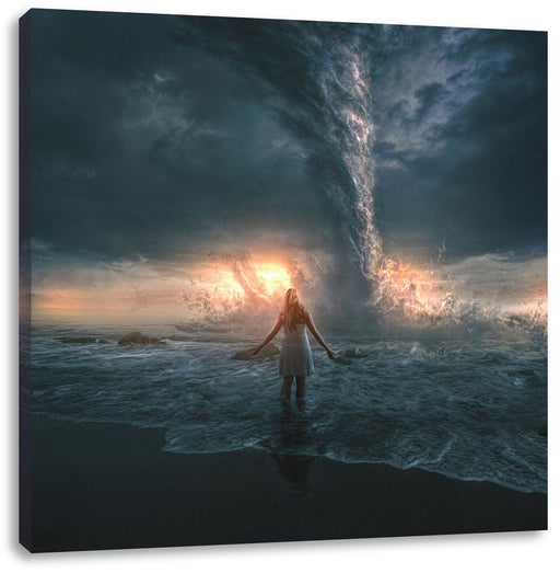 Frau am Strand vor düsterem Tornado Leinwanbild Quadratisch