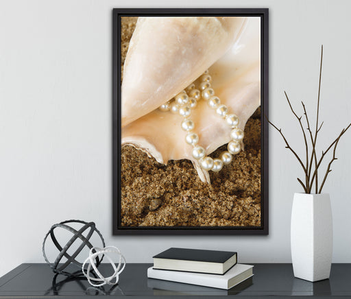 Muschel mit Perle Sand Strand auf Leinwandbild gerahmt mit Kirschblüten