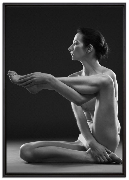 Schlanke Frau macght Yoga auf Leinwandbild gerahmt Größe 100x70