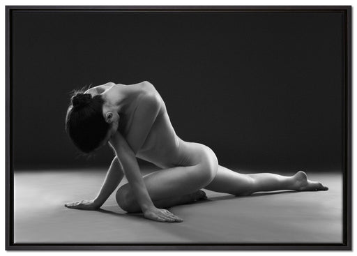 Schöne sexy Frau macht Yoga auf Leinwandbild gerahmt Größe 100x70