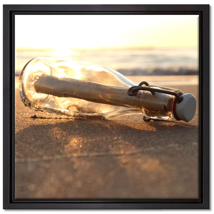 Flaschenpost am Strand auf Leinwandbild Quadratisch gerahmt Größe 40x40