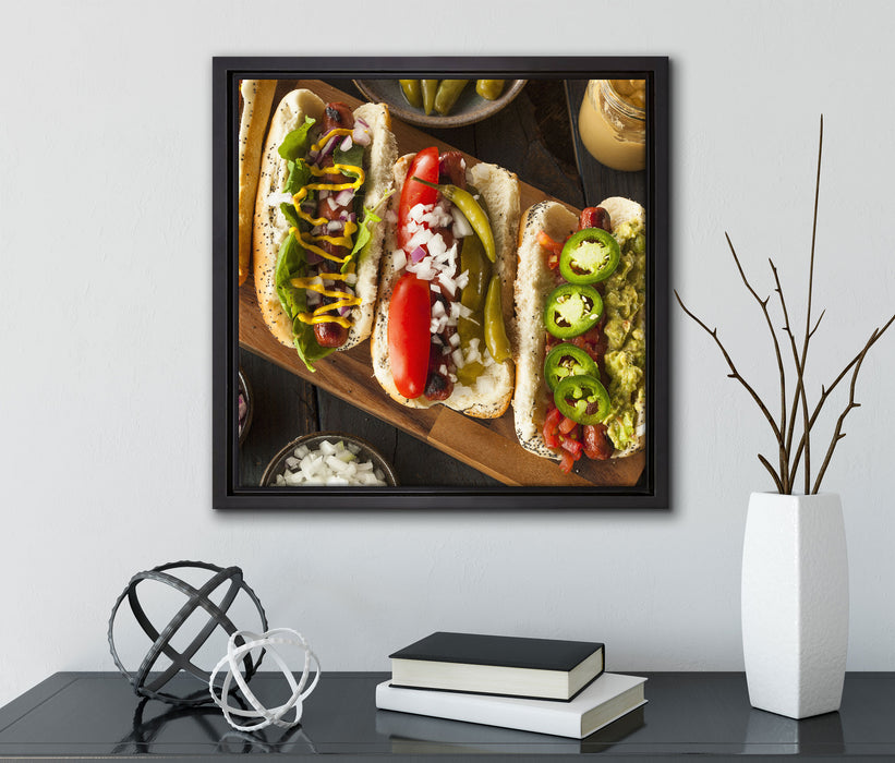 Amerikanische Hotdogs  auf Leinwandbild Quadratisch gerahmt mit Kirschblüten