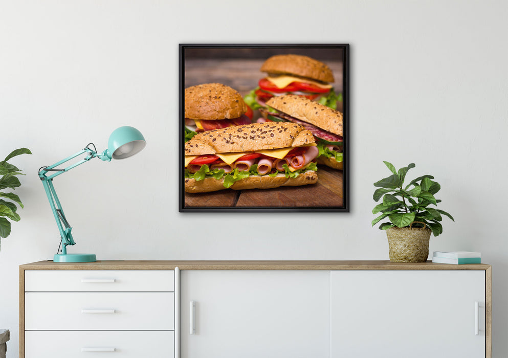 Köstliche Sandwiches auf Leinwandbild gerahmt Quadratisch verschiedene Größen im Wohnzimmer