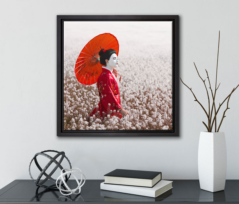 Geisha auf dem Feld  auf Leinwandbild Quadratisch gerahmt mit Kirschblüten