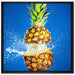 Ananas mit Wasser bespritzt auf Leinwandbild Quadratisch gerahmt Größe 70x70