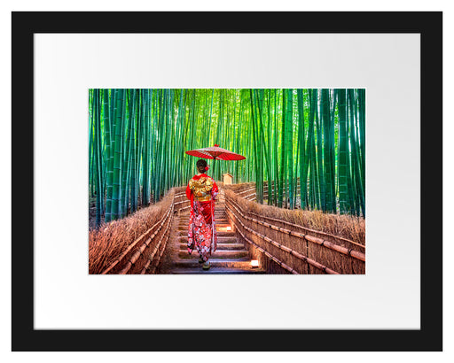 Frau im janapischen Kimono im Bambuswald Passepartout Rechteckig 30