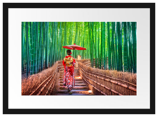 Frau im janapischen Kimono im Bambuswald Passepartout Rechteckig 40