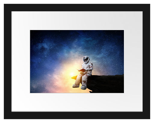Lesender Astronaut auf Vorsprung vor Galaxie Passepartout Rechteckig 30