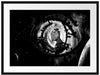 Abstraktes Auge mit Alien im Weltraum, Monochrome Passepartout Rechteckig 80