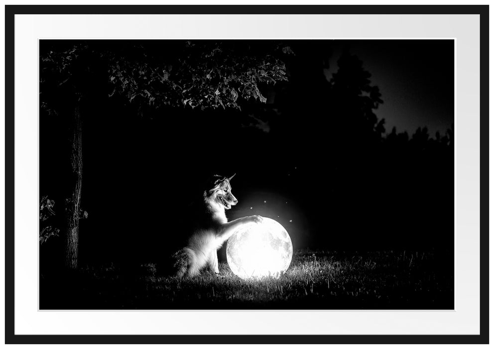 Hund mit leuchtendem Mond bei Nacht, Monochrome Passepartout Rechteckig 100