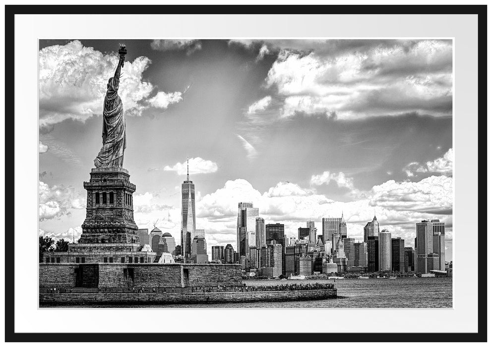 Freiheitsstatue mit New Yorker Skyline, Monochrome Passepartout Rechteckig 100