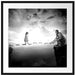 Kind läuft auf Papier über Abgrund, Monochrome Passepartout Quadratisch 70