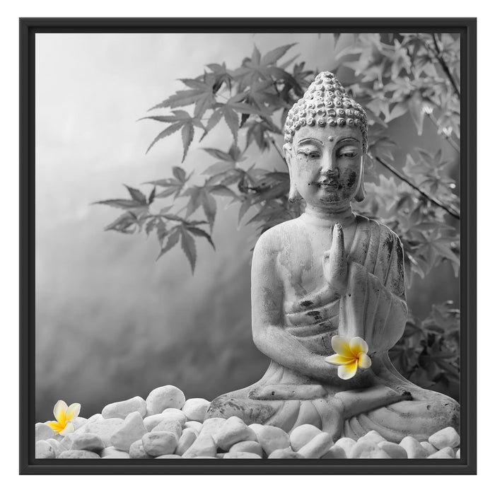 Buddha mit Monoi Blüte in der Hand Schattenfugenrahmen Quadratisch 70x70