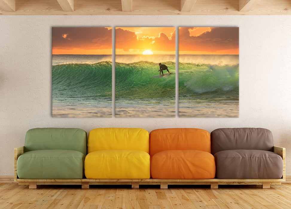 Surfen im Sonnenuntergang, XXL Leinwandbild als 3 Teiler