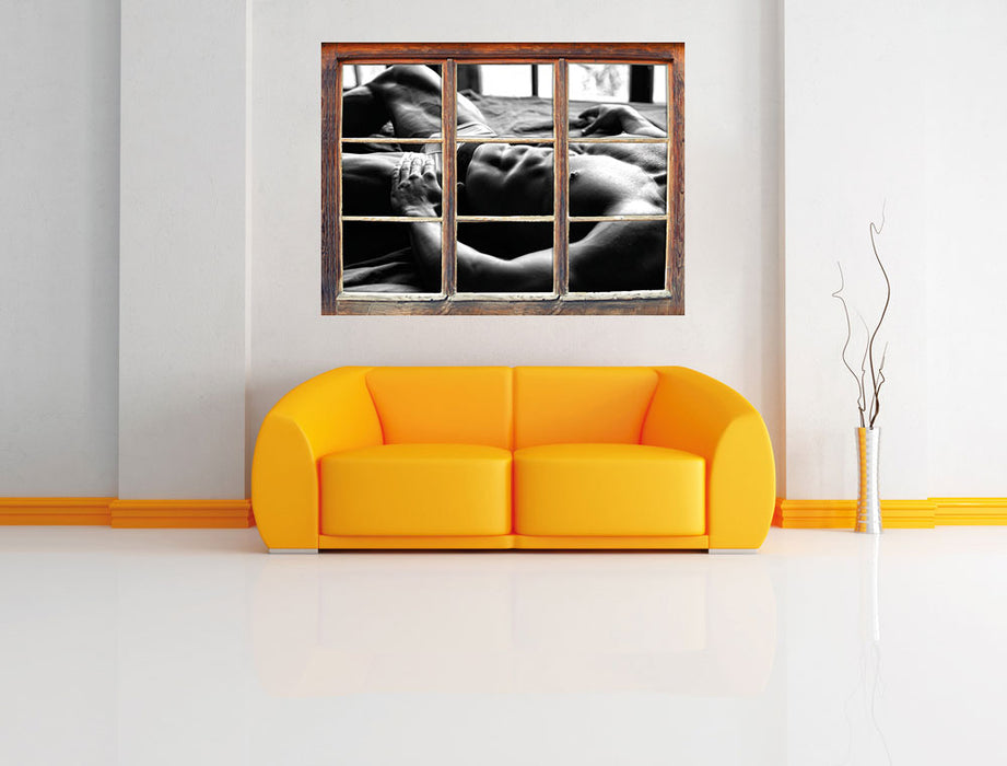 Muskulöser Mann im Bett Kunst B&W 3D Wandtattoo Fenster Wand