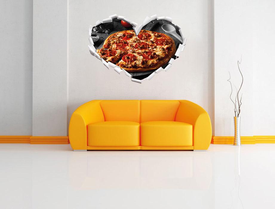 Salamipizza frisch aus dem Ofen 3D Wandtattoo Herz Wand