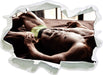 Muskulöser Mann im Bett  3D Wandtattoo Papier