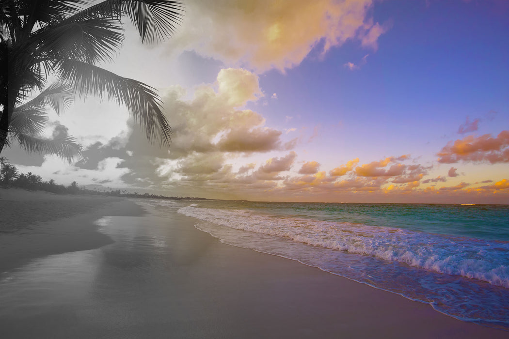 Spaziergang am Strand, Glasbild