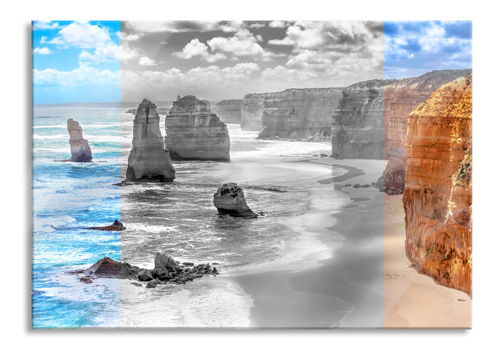 Sandsteinklippen an blauem Meer, Glasbild