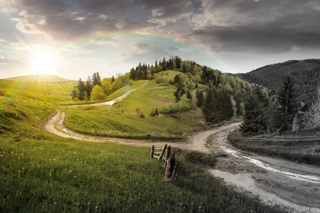 Verträumte Berglandschaft, Glasbild