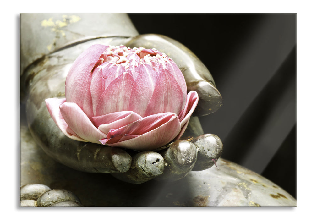 Pixxprint Lotus auf der Hand eines Buddhas, Glasbild