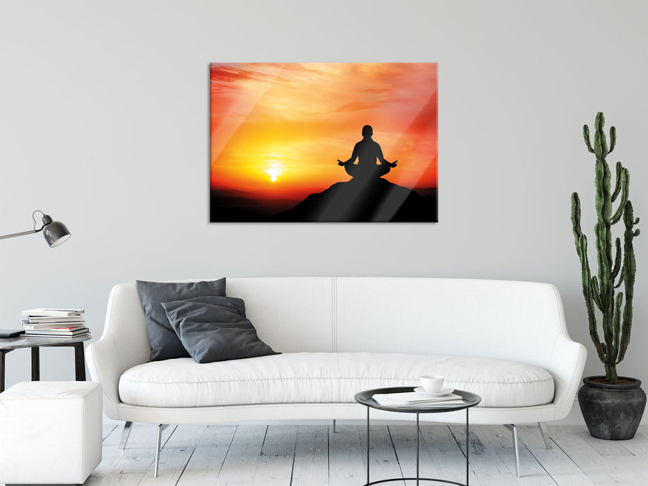 Meditation im Sonnenuntergang, Glasbild