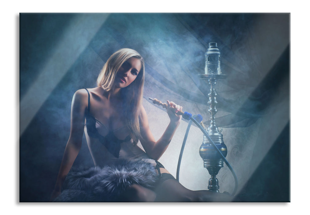 Pixxprint Frau mit Shisha im Nebel, Glasbild