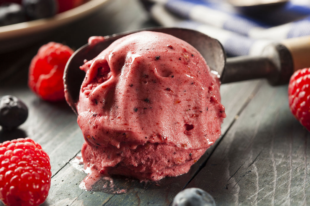 Köstliches Beeren Eis, Glasbild