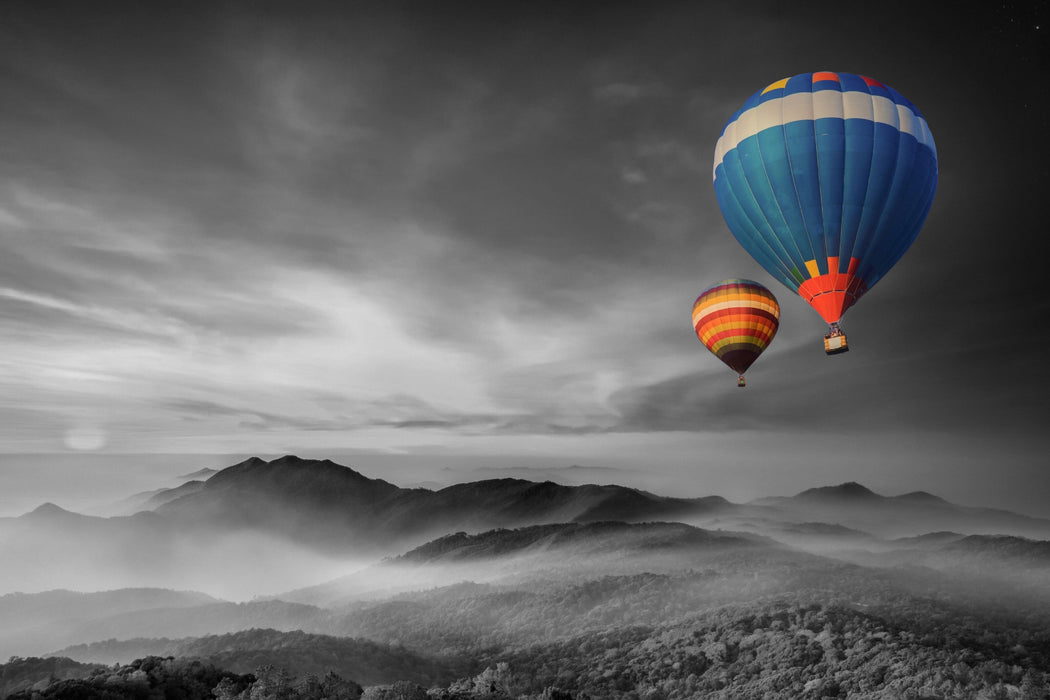 Heißluftballons über den Alpen, Glasbild