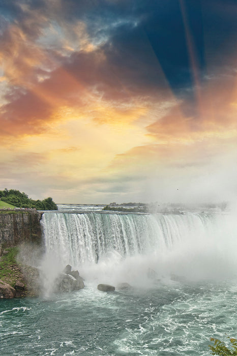 Niagarafälle bei Sonnenuntergang, Glasbild