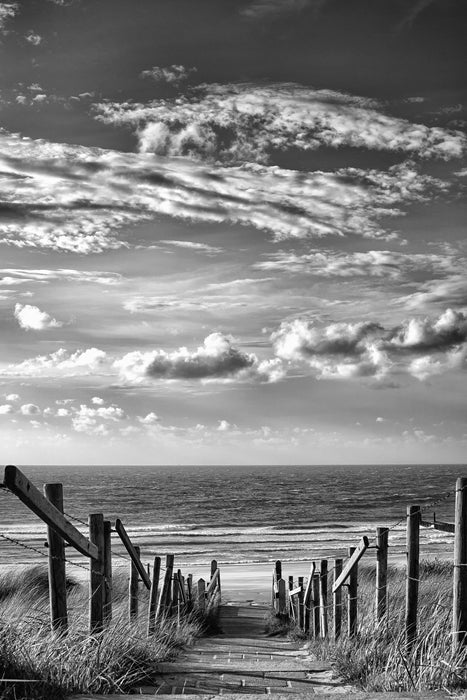 Weg zum Strand am Meer, Glasbild