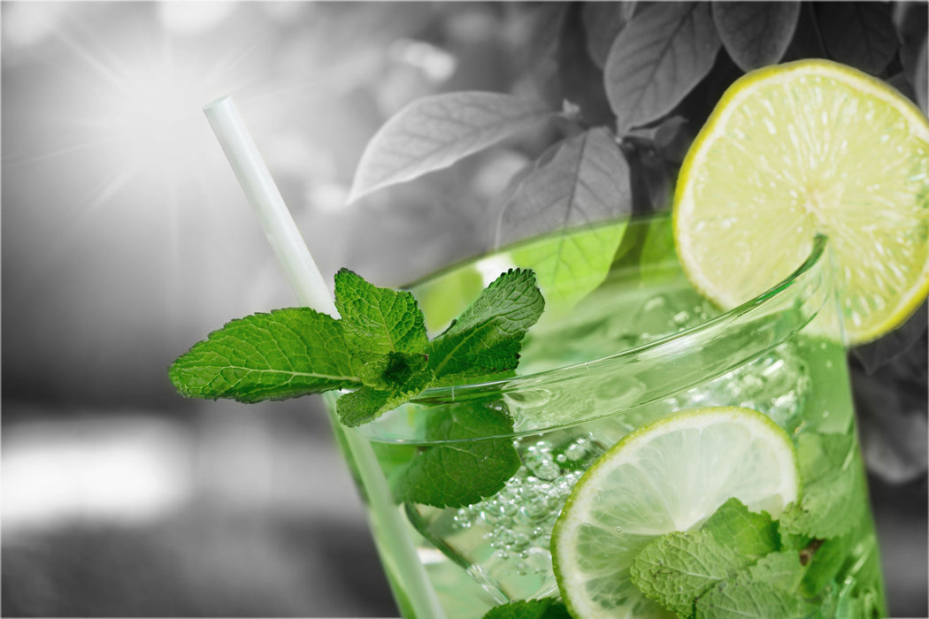 Erfrischender Mojito Cocktail, Glasbild