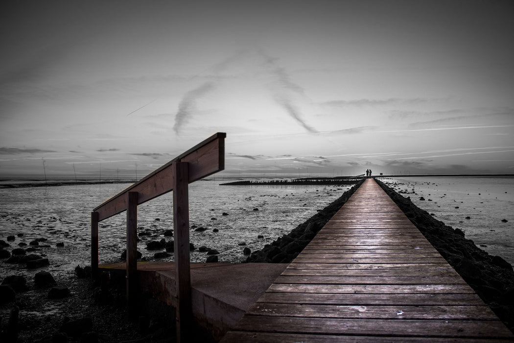 langer Steg an der Nordsee, Glasbild