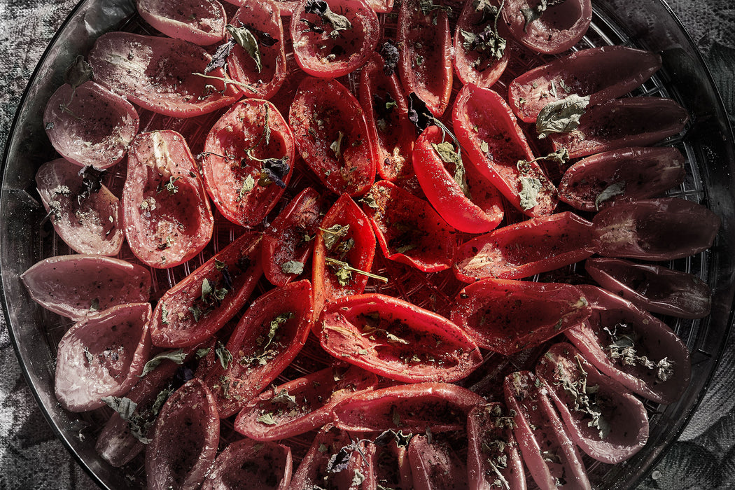 Tomaten Olivenöl Kräuter, Glasbild