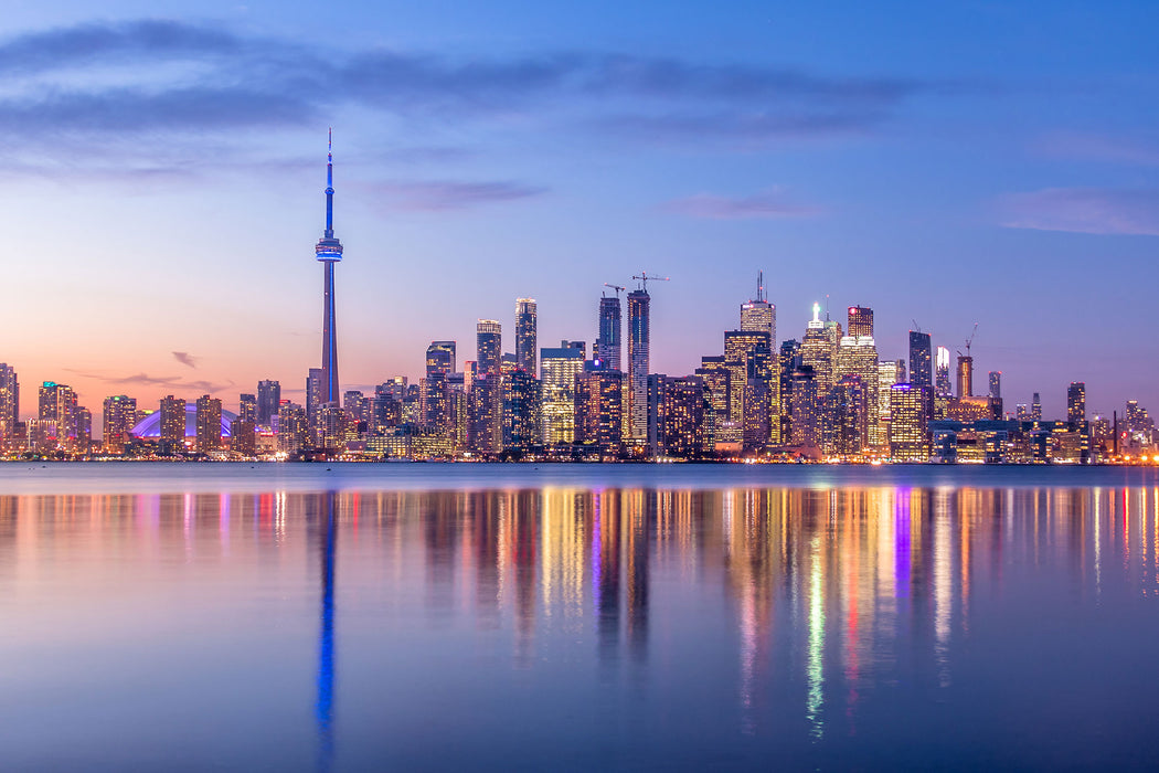 Skyline Toronto in der Abenddämmerung, Glasbild