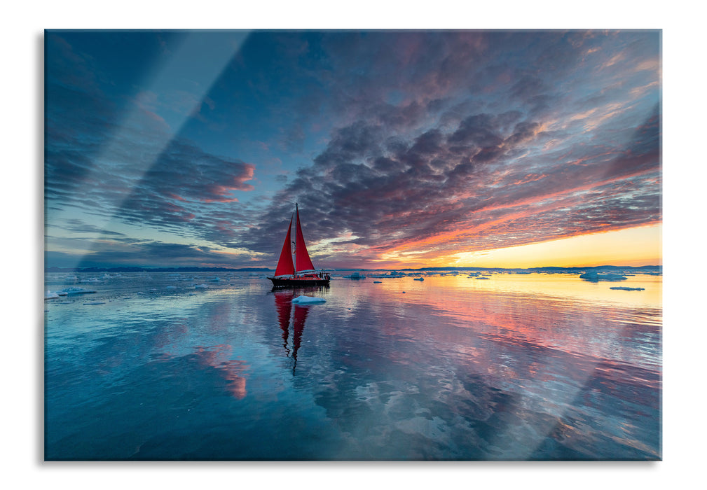 Einsames Segelboot in der Abenddämmerung, Glasbild