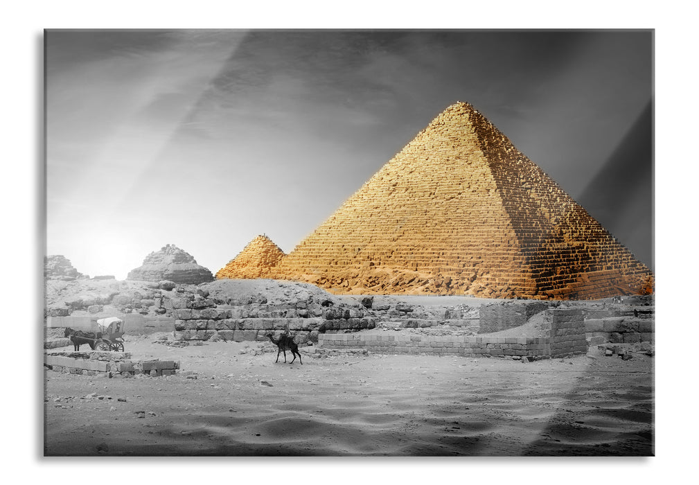 Pyramiden in Ägypten bei Sonnenuntergang B&W Detail, Glasbild