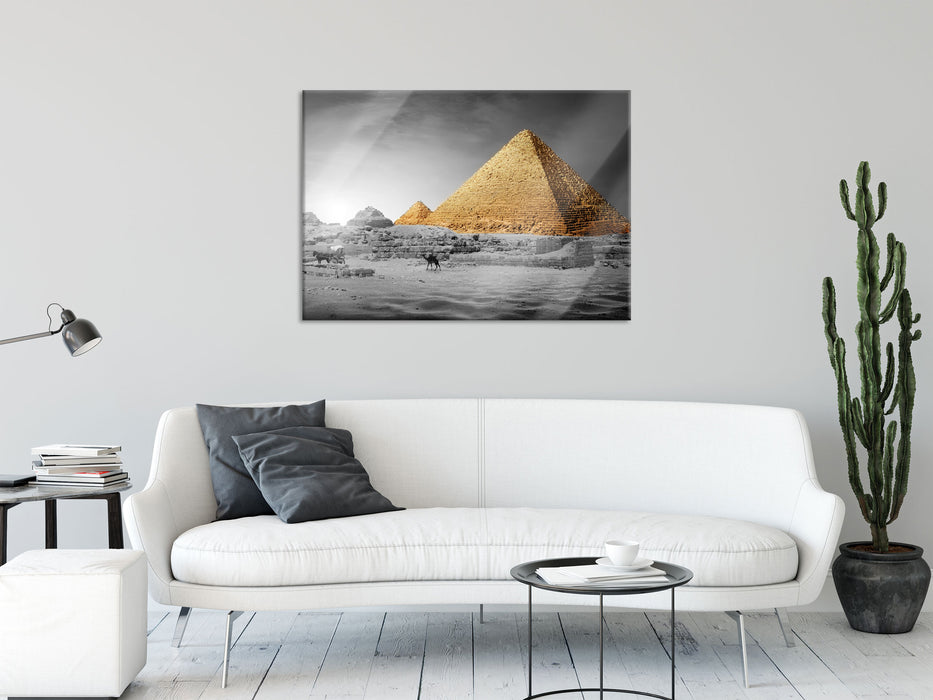 Pyramiden in Ägypten bei Sonnenuntergang B&W Detail, Glasbild