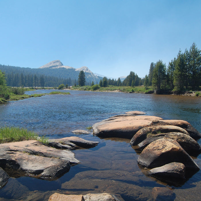 Fluss in Yosemite National Park, Glasbild Quadratisch