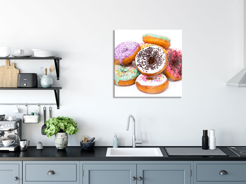 Leckere bunte Donuts, Glasbild Quadratisch