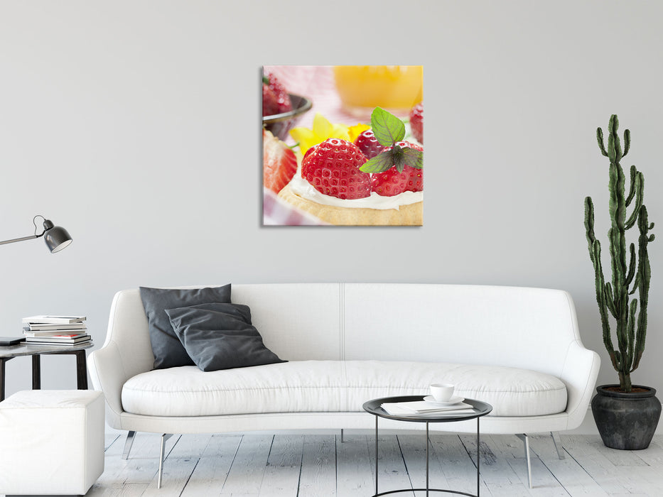 Leckere Erdbeertörtchen, Glasbild Quadratisch