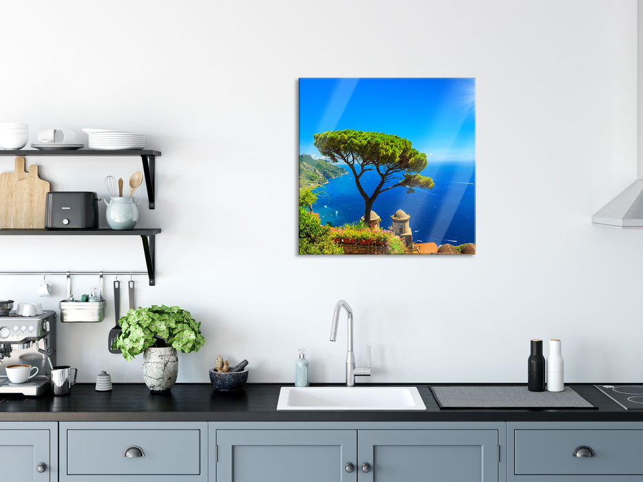 baum am blauen meer, Glasbild Quadratisch