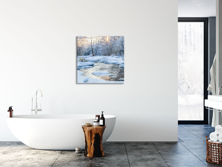 Bach in Winterlandschaft, Glasbild Quadratisch