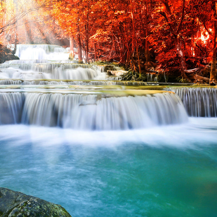 Bach in Herbstlandschaft, Glasbild Quadratisch