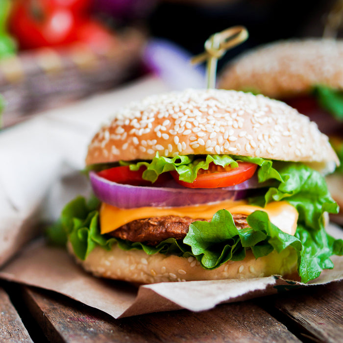 Burger und Pommes, Glasbild Quadratisch