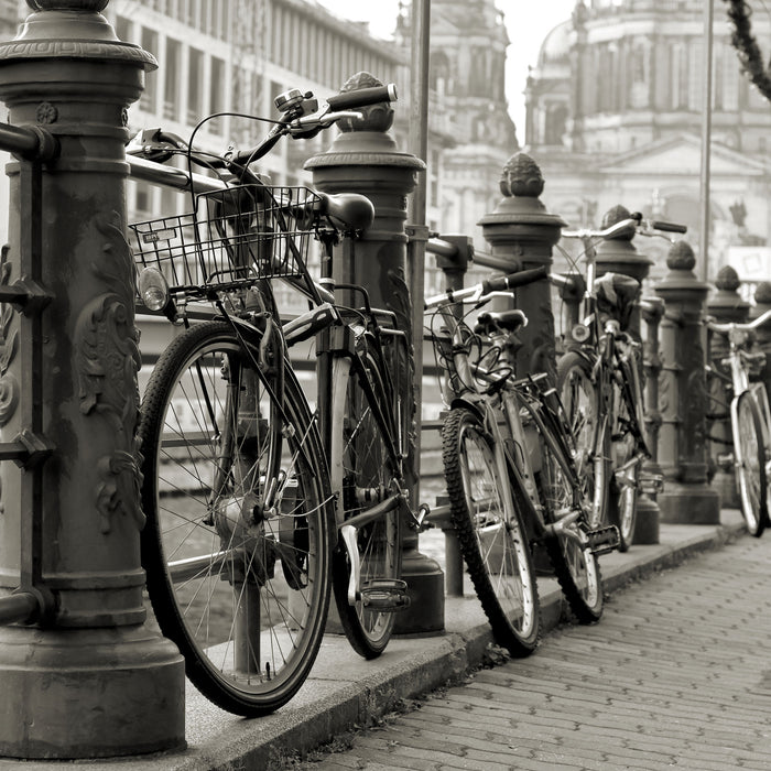 Fahrrad in Amsterdam, Glasbild Quadratisch